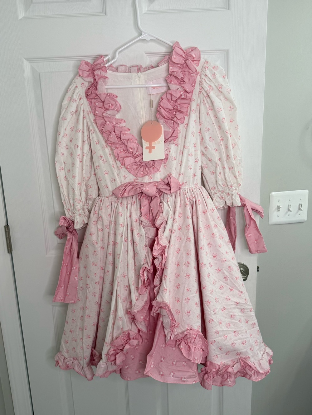 NWT Selkie THE MARIE DRESS SKCP1124P27-PARFAIT POET size small ruffle gown